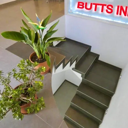 Perseus Triplex Butts Xlendi