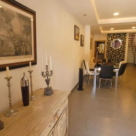 Perseus Triplex Butts Guest house Xlendi