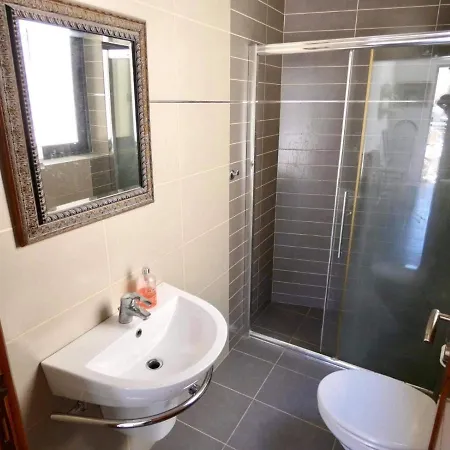 Perseus Triplex Butts Guest house Xlendi